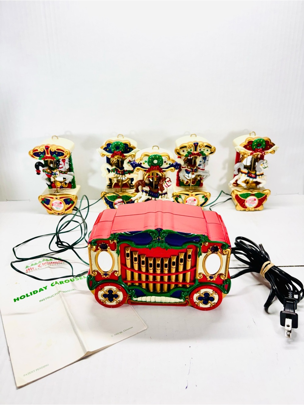 Mr Christmas Holiday Carousel 5 Horses 21 Carols Musical Lights 1992 Vintage